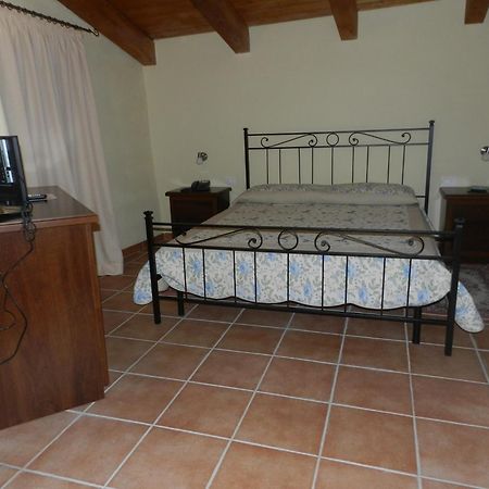 Villa Rosamaria San Chirico Raparo Bilik gambar